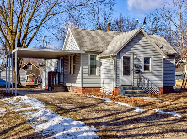 1315 Douglas Ave, Ames, IA 50010