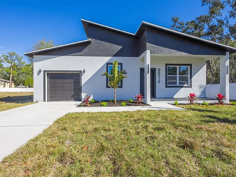9912 Golden Loop — Photo 1