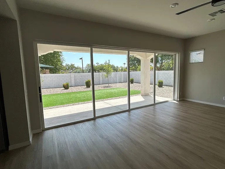 1657 S Sailors Ct — Photo 6