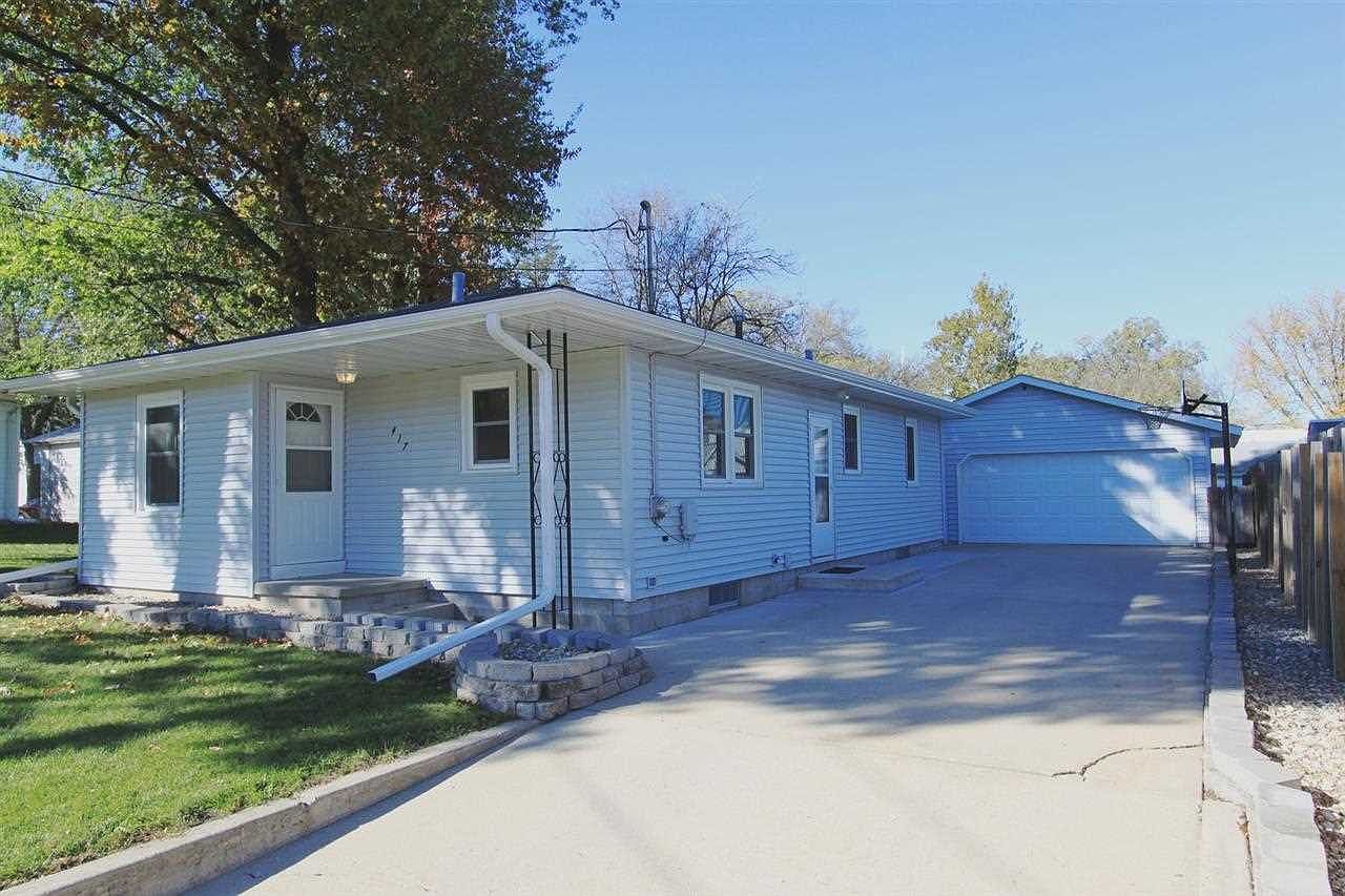 417 12th Ave, Gilbertville, IA 50634 Zillow