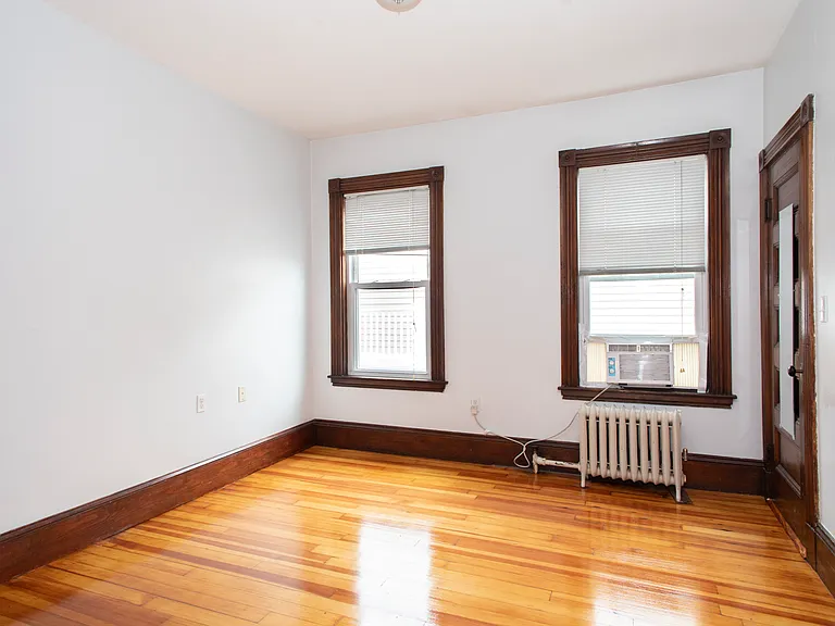 17 Bellflower St #3 — Photo 5