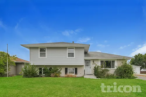 2908 Art Schultz Dr Photo 1