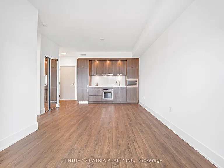 858 Dupont St #311 — Photo 10