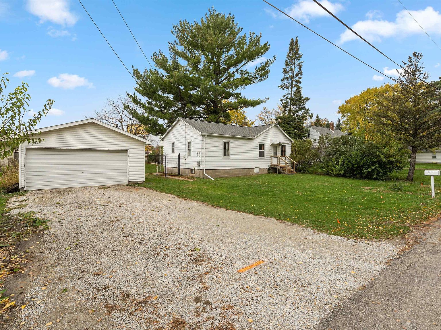 1040 Thorndale Ave, Waterloo, IA 50701 Zillow