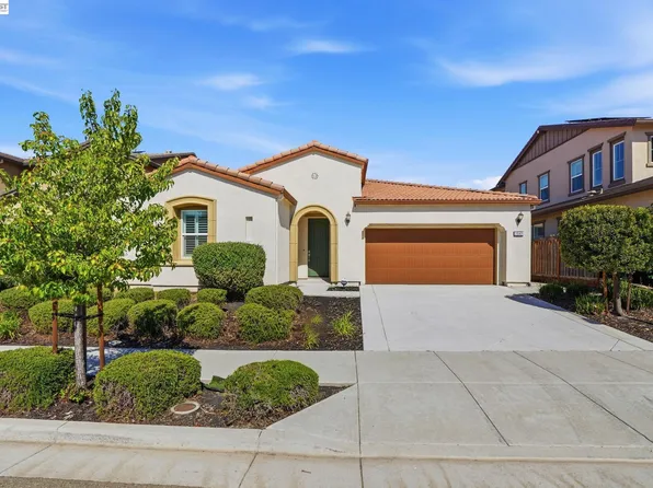 2542 Azalea Ave, Tracy, CA 95376