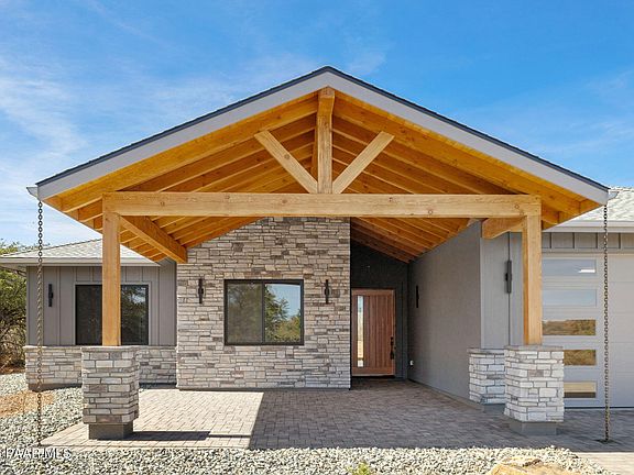 2nd image of 9529 N Bridle Ridge Rd