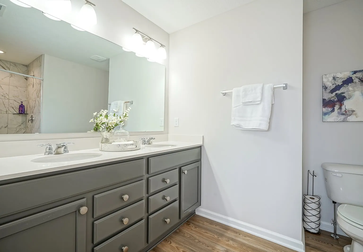 3 bed, 3.5 bath, 1920 sqft, $2,250 — Photo 2