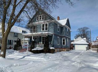 305 3rd St, Fond Du Lac, WI 54935