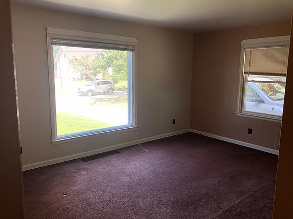 2nd image of 270 Reform St