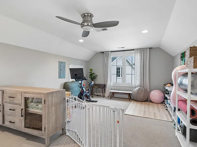 6016 Post Rd — Photo 50