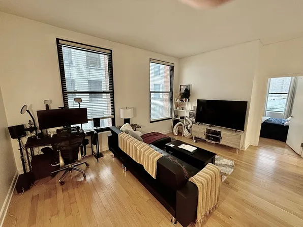 56 Pine St APT 6F, New York, NY 10005