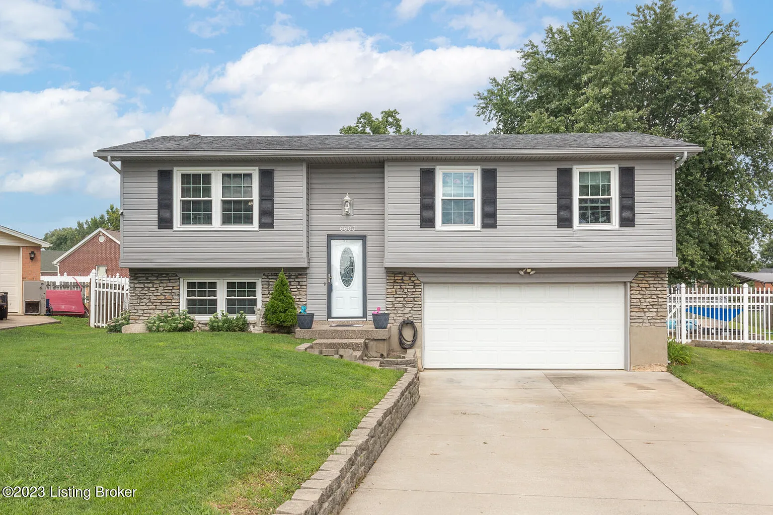 6603 Everton Dr photo 1