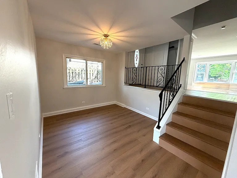 1132 Brighton Pl — Photo 3