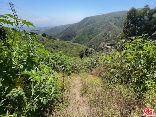 (undisclosed Address), Malibu, CA 90265