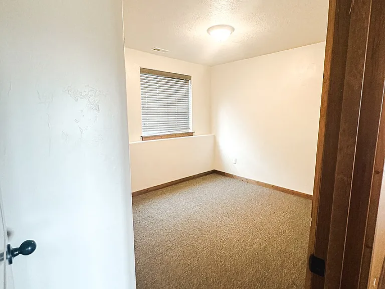 86 Tuke Ln #B — Photo 30
