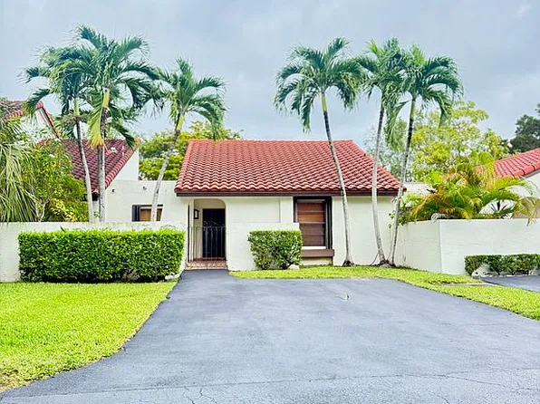 13377 SW 112th Ln, Miami, FL 33186