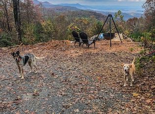 3750 Mountain View Rd, Glade Valley, NC 28627