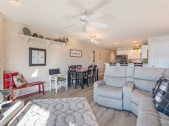 3rd image of 306 Cedar Glen Dr #3A