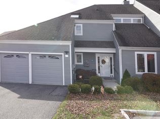 166 Fairway Dr, Carmel, NY 10512