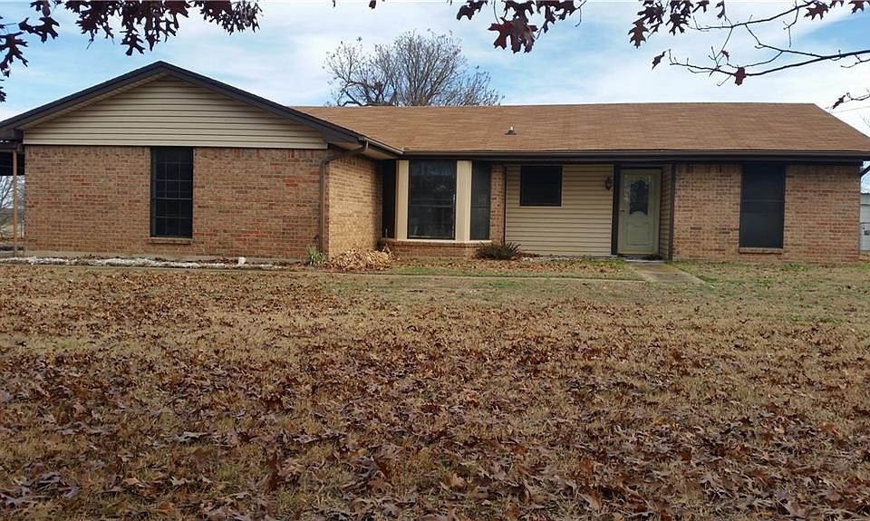 1st image of 303 Fannin St