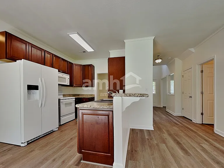 7036 Sage Ln — Photo 3