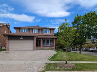 28 Sycamore Dr, Markham, ON L3T 5V5