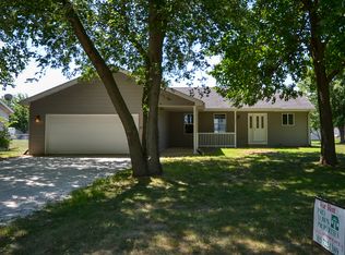281 N Robert Dr, Godley, IL