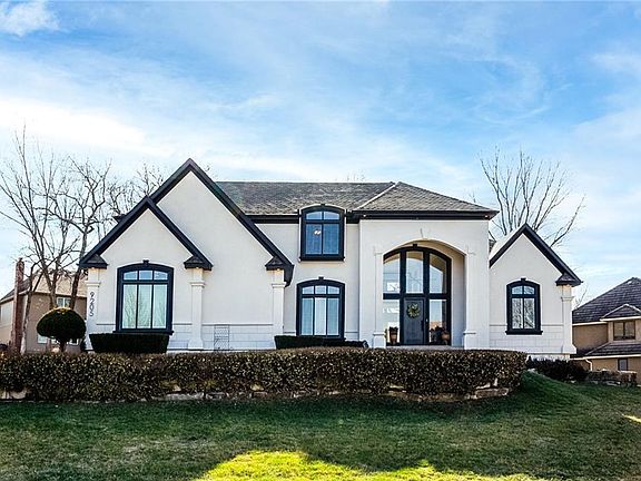 2nd image of 9205 Redbud Ln