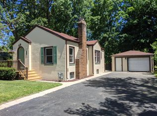 485 Terrace Dr, Benton Harbor, MI 49022