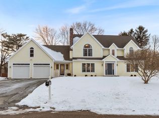 19 Young Ave, North Attleboro, MA 02760