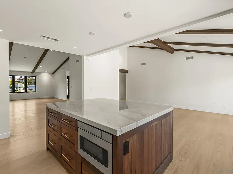 2260 Calle Tiara — Photo 12