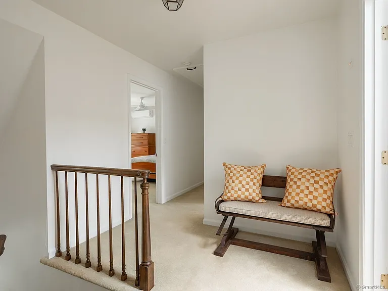 32 Burton Rd — Photo 16