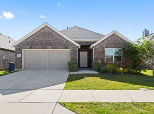 4805 Cleves Ave, Aubrey, TX 76227