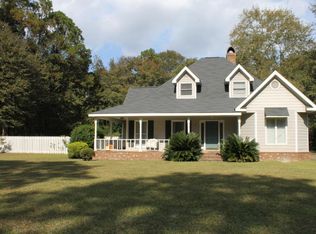 101 Olde Towne Dr, Statesboro, GA 30458