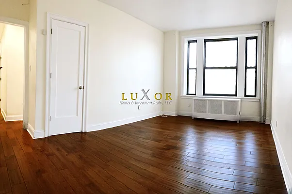 Rented by Luxor Homes & Investment Realty | media 30