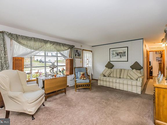 5th image of 417 Octorara Ave