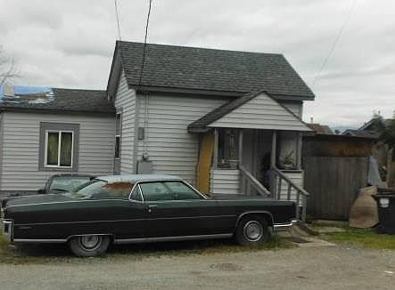 2nd image of 716 N 1st St