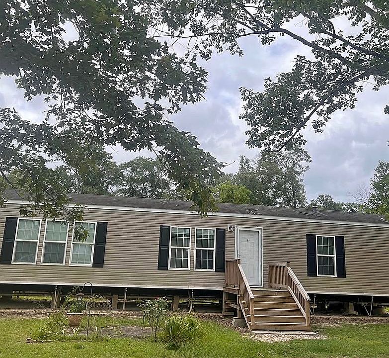 1st image of 34933 Lotts Ln