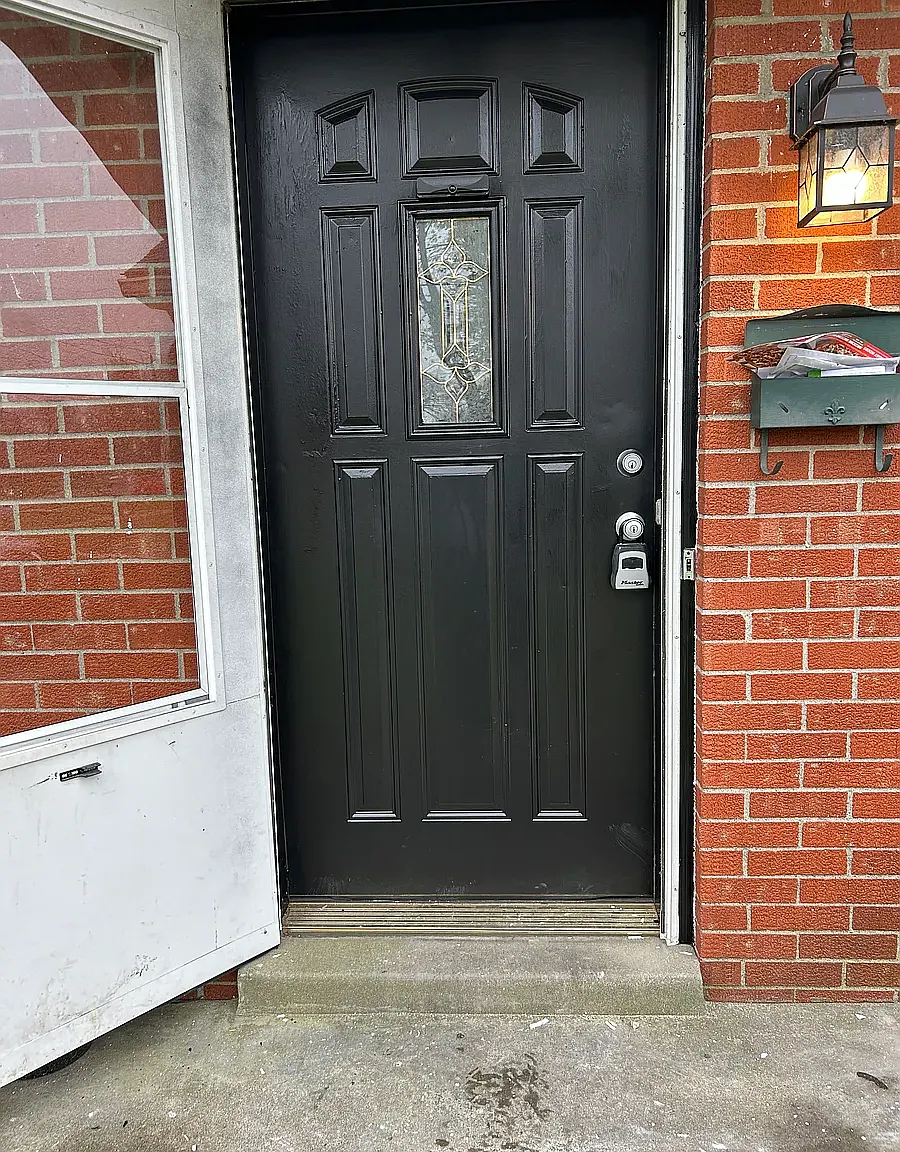 4 bed, 1291 sqft, $1,690 — Photo 3