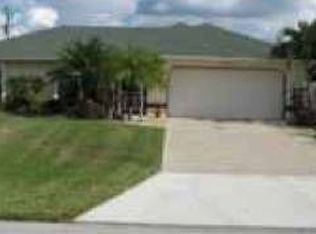 4121 SW 9th Pl, Cape Coral, FL 33914