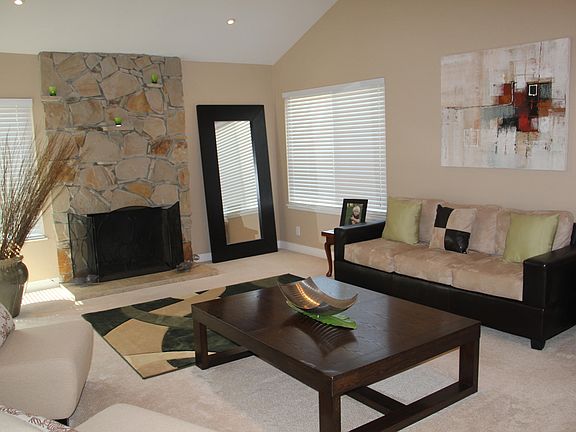 2nd image of 4032 Kimber Dr