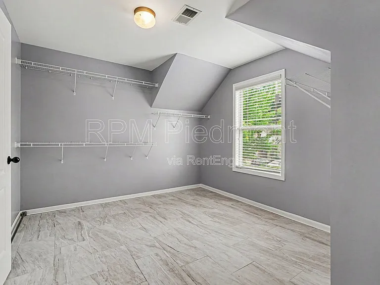 2909 Estate View Ct — Photo 23