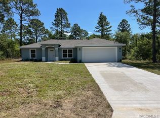 8835 N Folland Dr, Citrus Springs, FL 34433