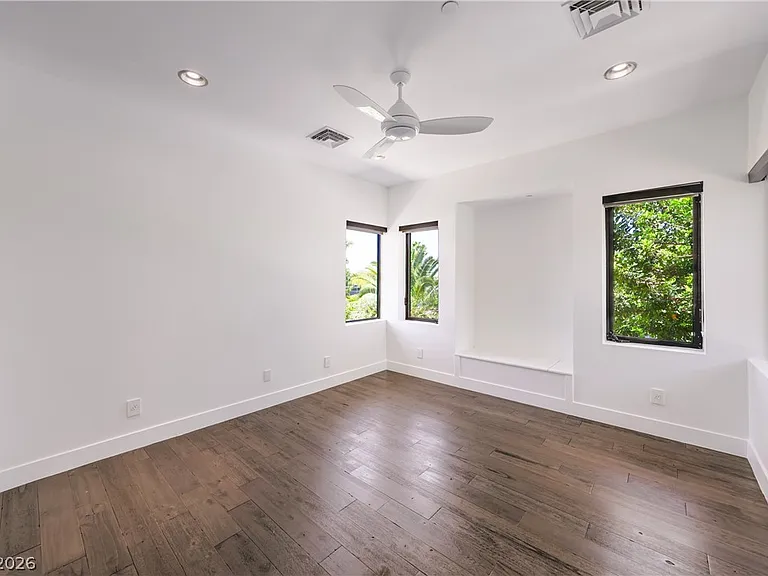 1501 Foothills Village Dr — Photo 57