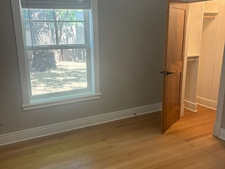 412 Maple St — Photo 7