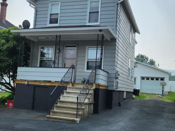 227 Simpson St, Archbald, PA 18403