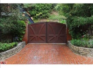 9531 Hidden Valley Rd, Beverly Hills, CA 90210