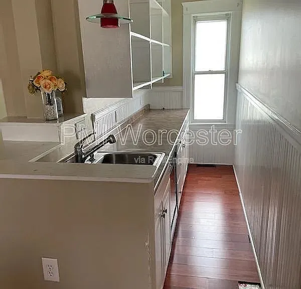 174 Ingleside Ave #1 — Photo 10