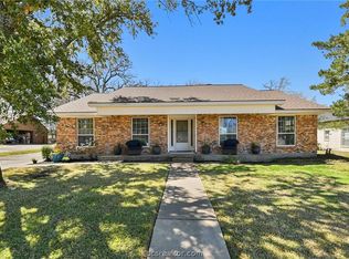 2909 Partridge Cir, Bryan, TX 77802