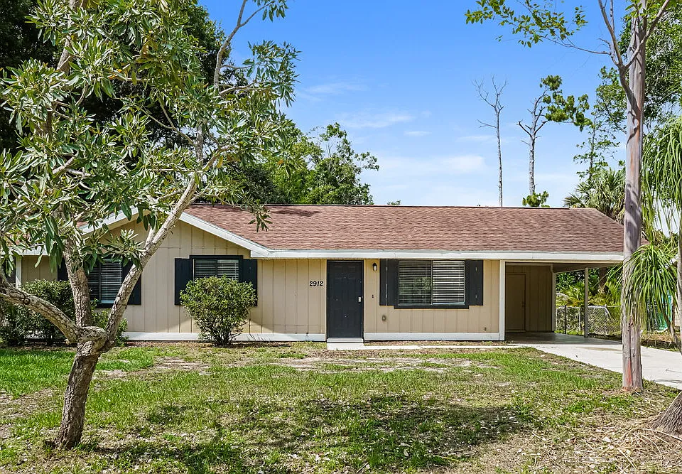 2912 Crane Ave